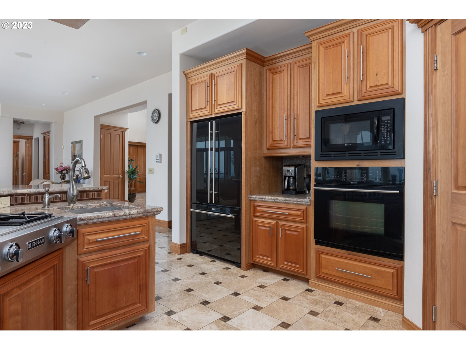 3775 Highway 101 N Property Photo 15