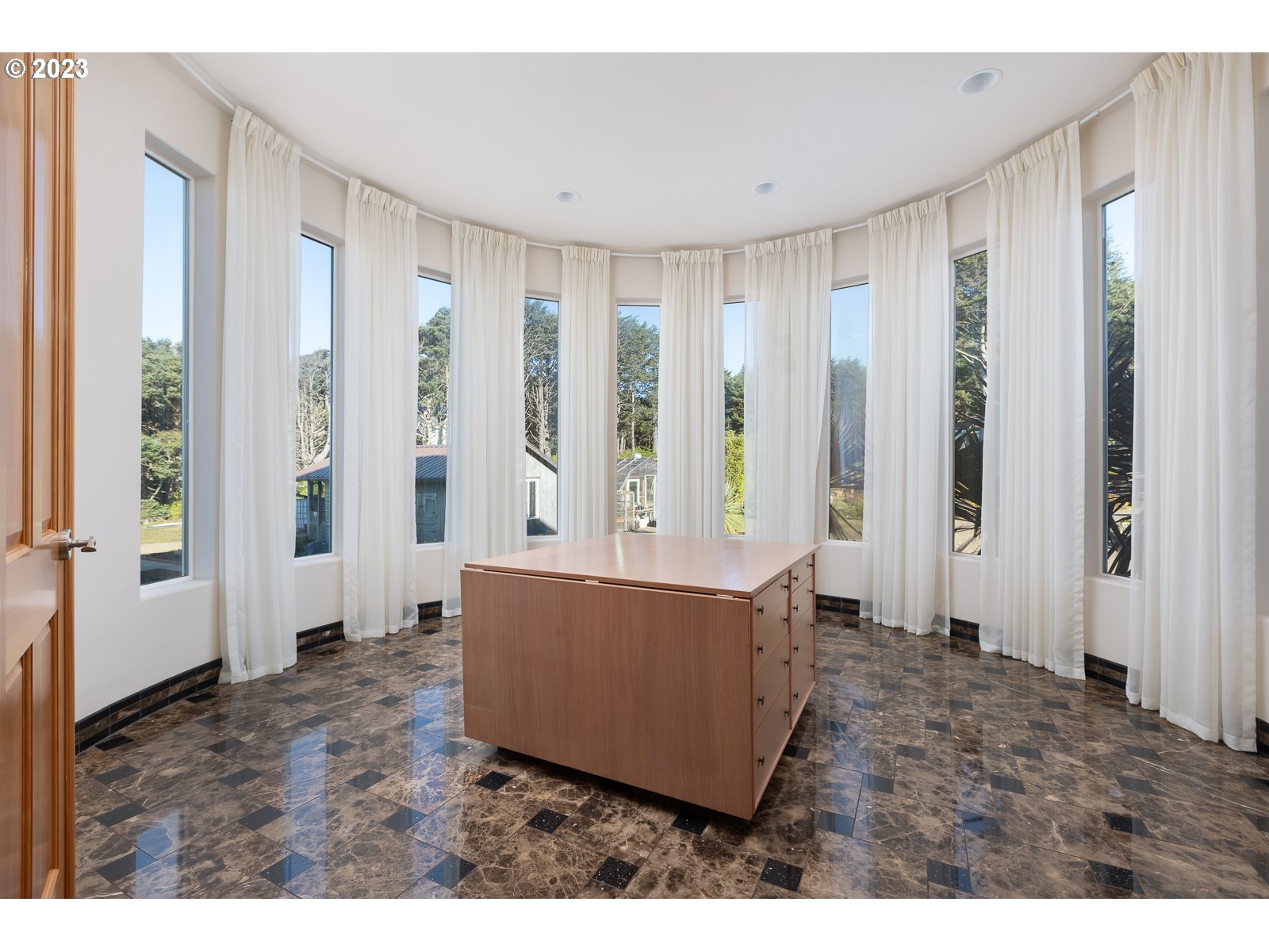 3775 Highway 101 N Property Photo 18