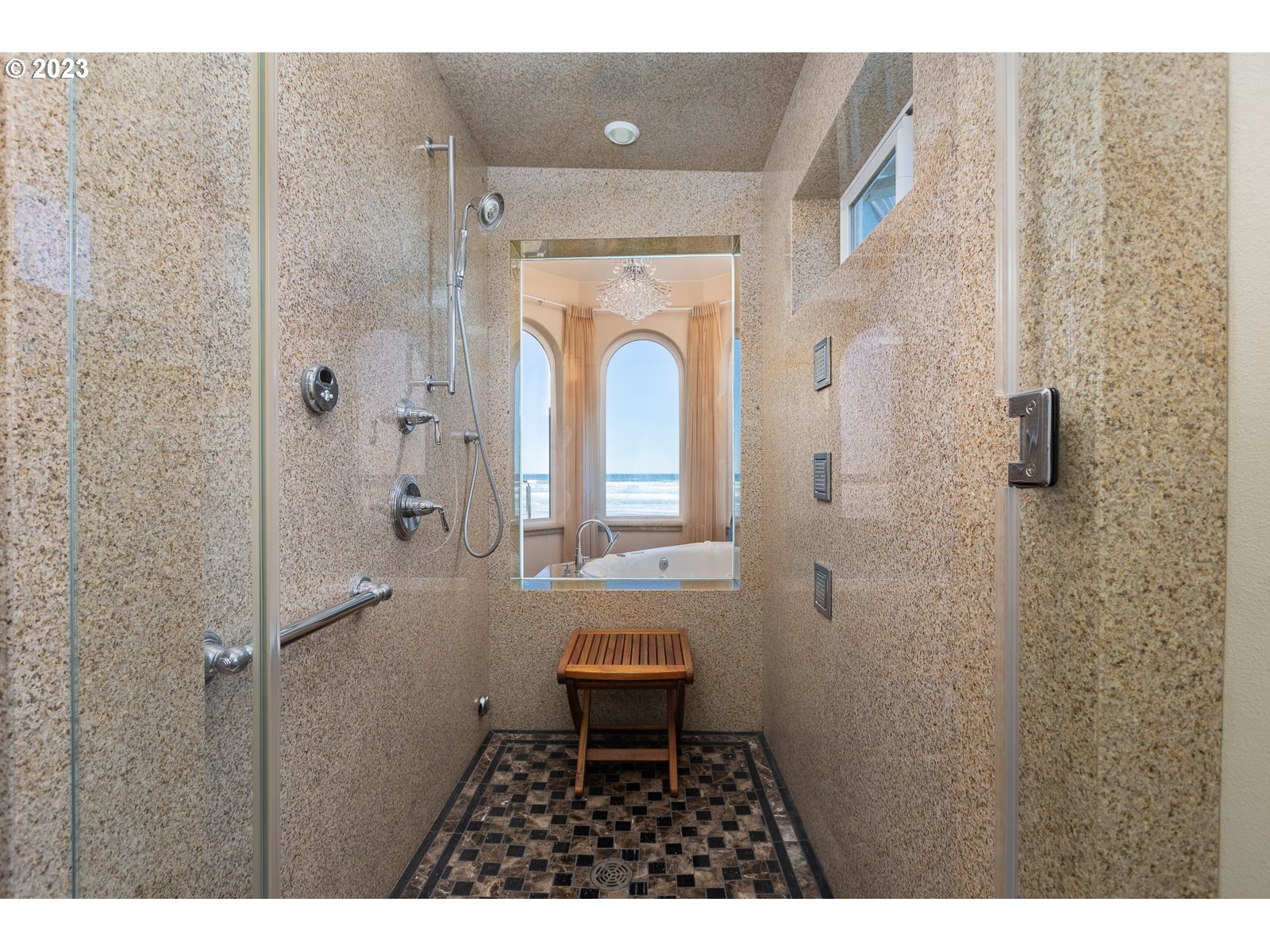 3775 Highway 101 N Property Photo 32