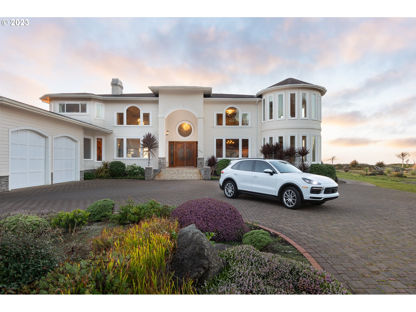 3775 Highway 101 N Property Photo 48