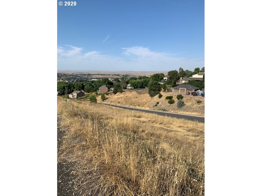 722 N Main St Property Photo 1