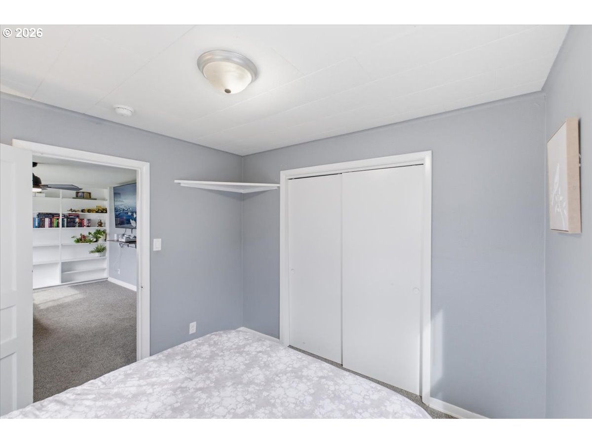 2355 Hyde St Property Photo 19
