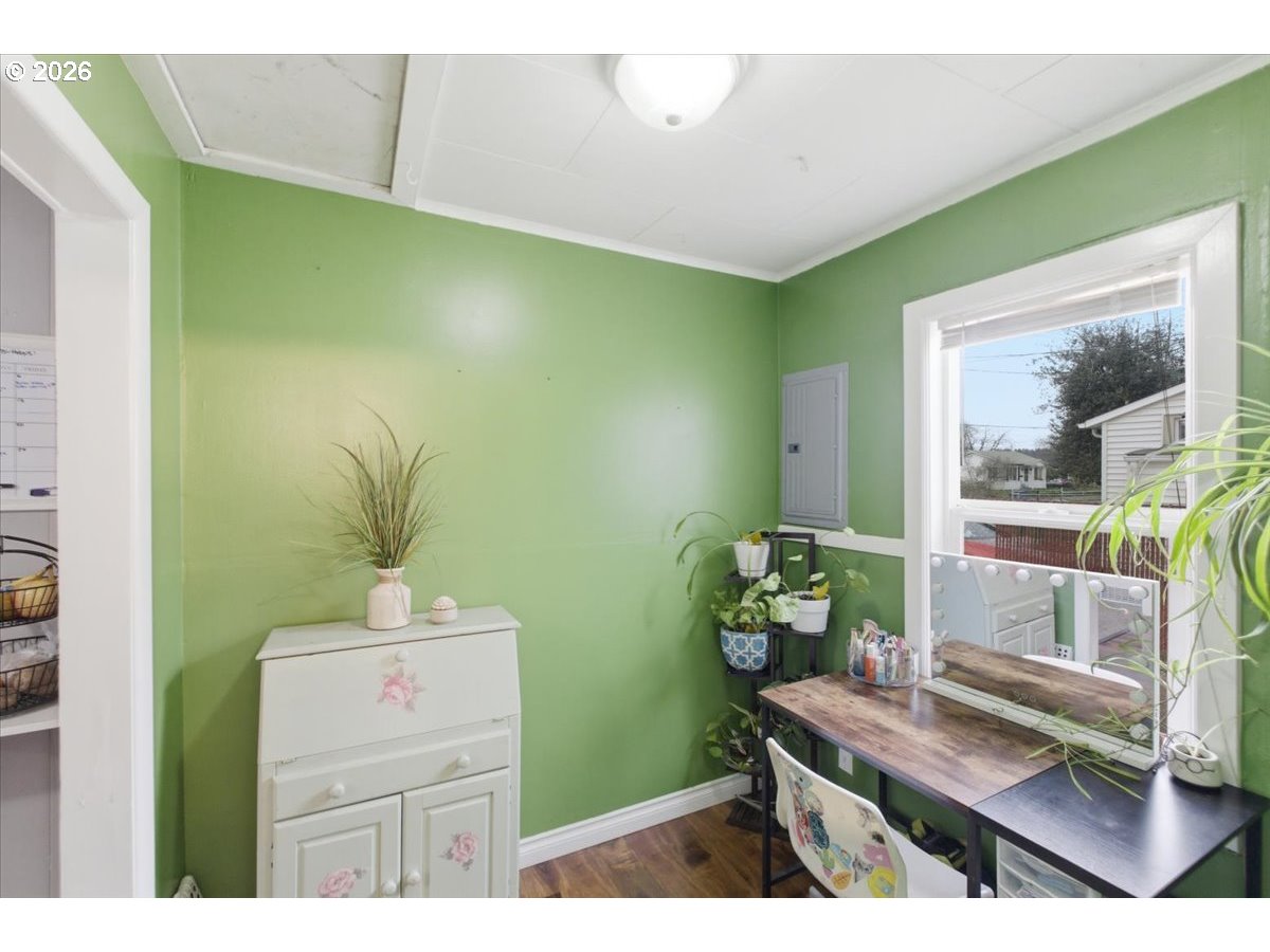 2355 Hyde St Property Photo 24