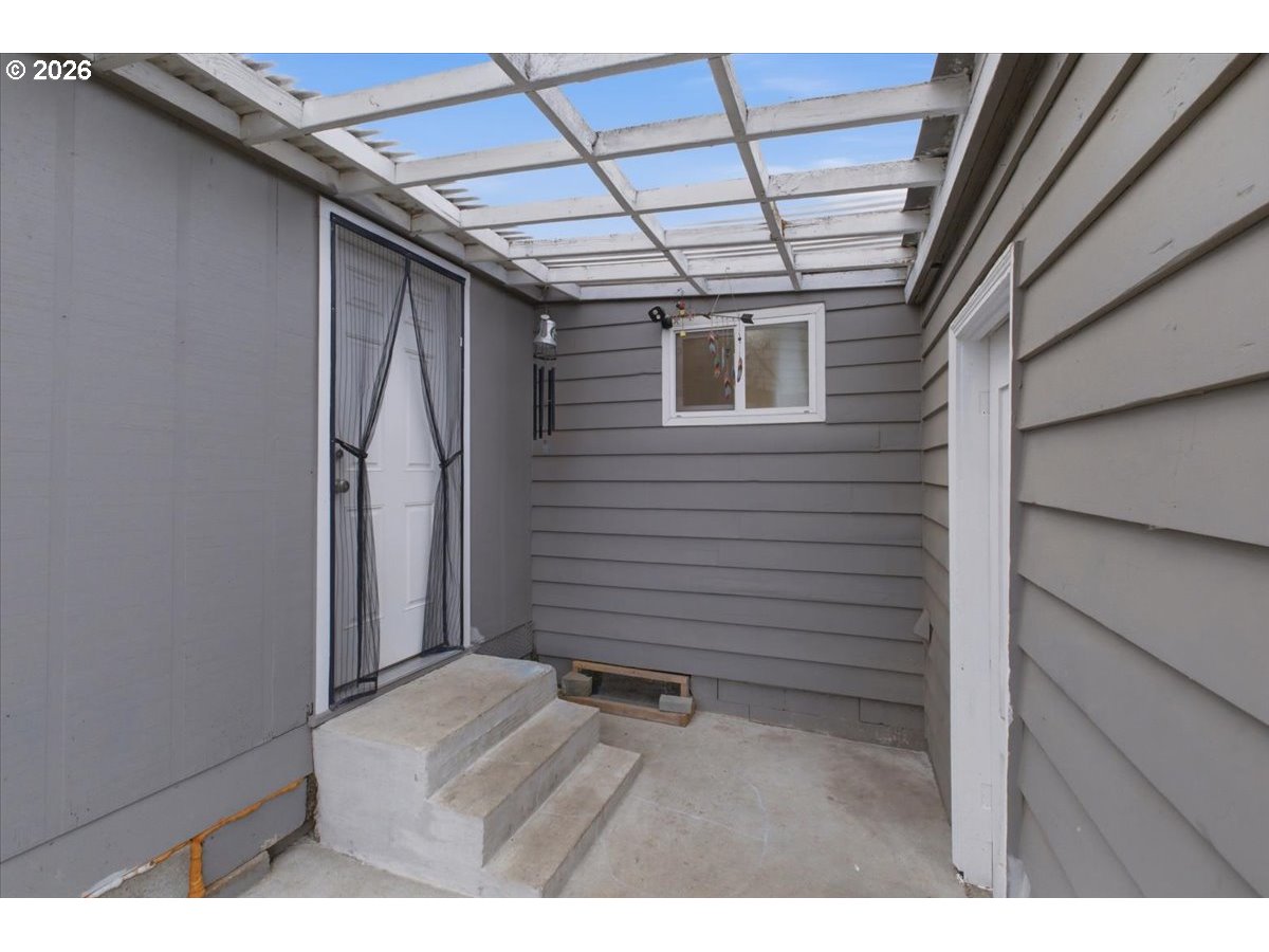 2355 Hyde St Property Photo 30