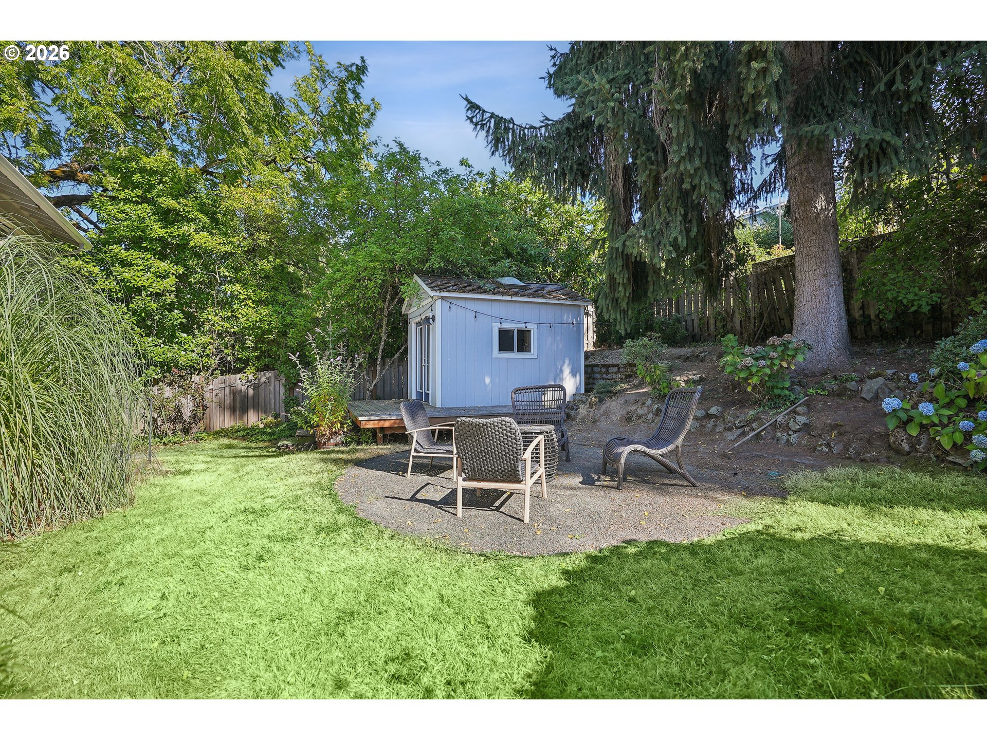 1032 Laurel St Property Photo 37