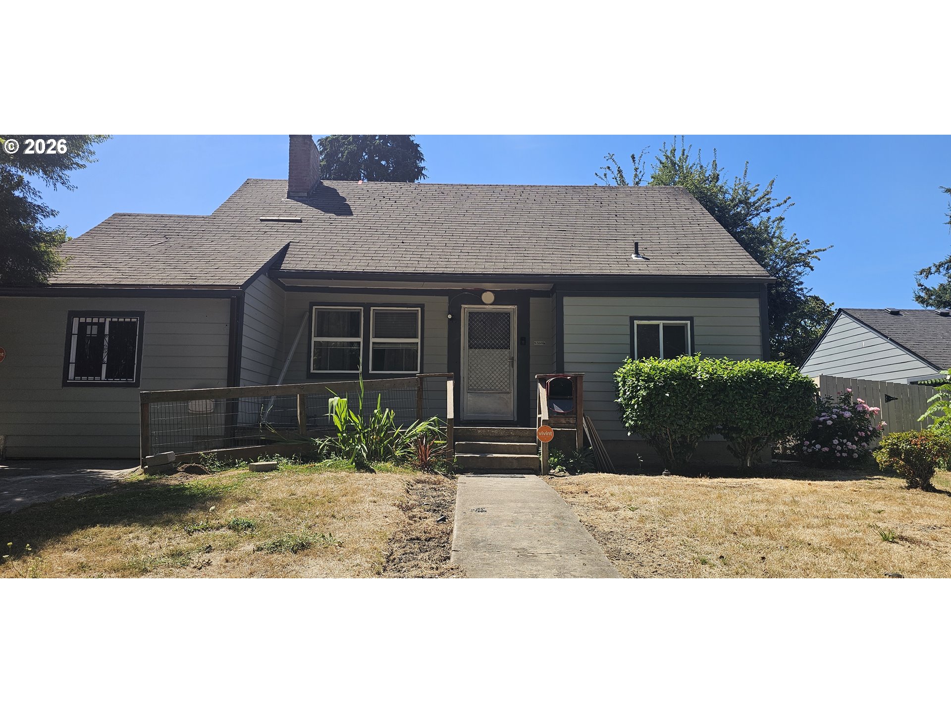10238 N James St Property Photo 1