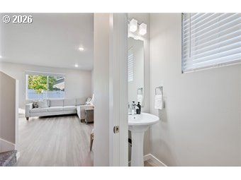 109 Hill Dr Property Photo 12
