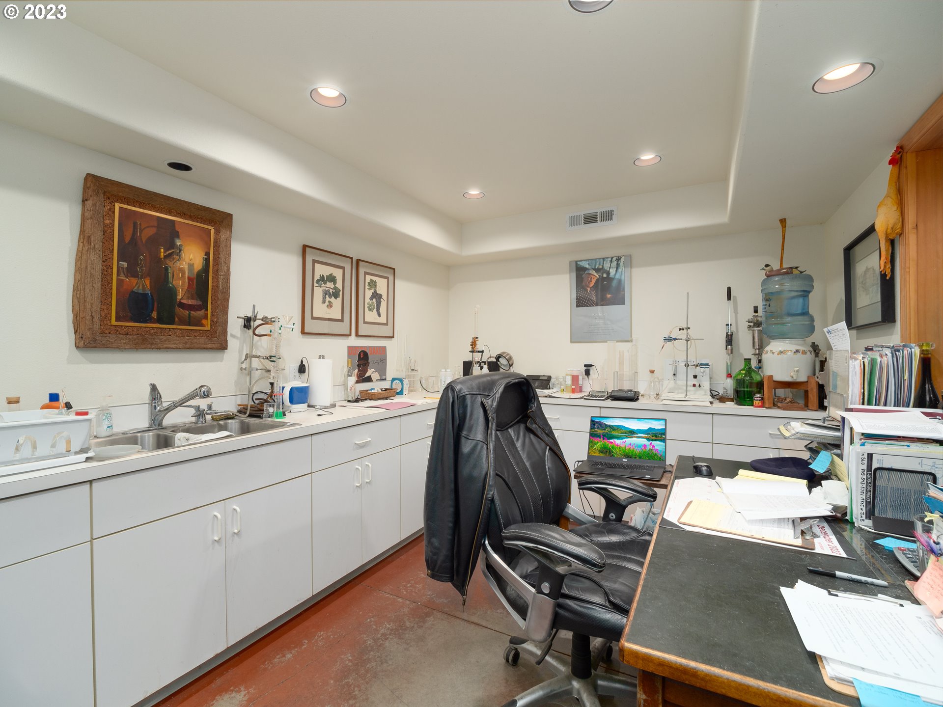 345 1st St Property Photo 16