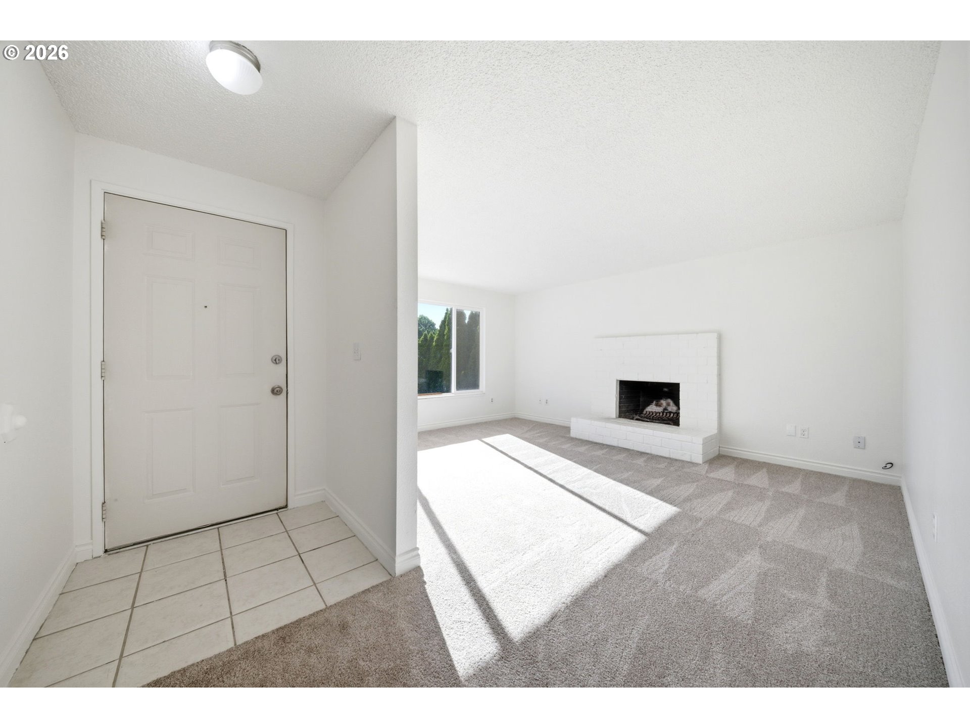 1105 Se 145th Ct Property Photo 3
