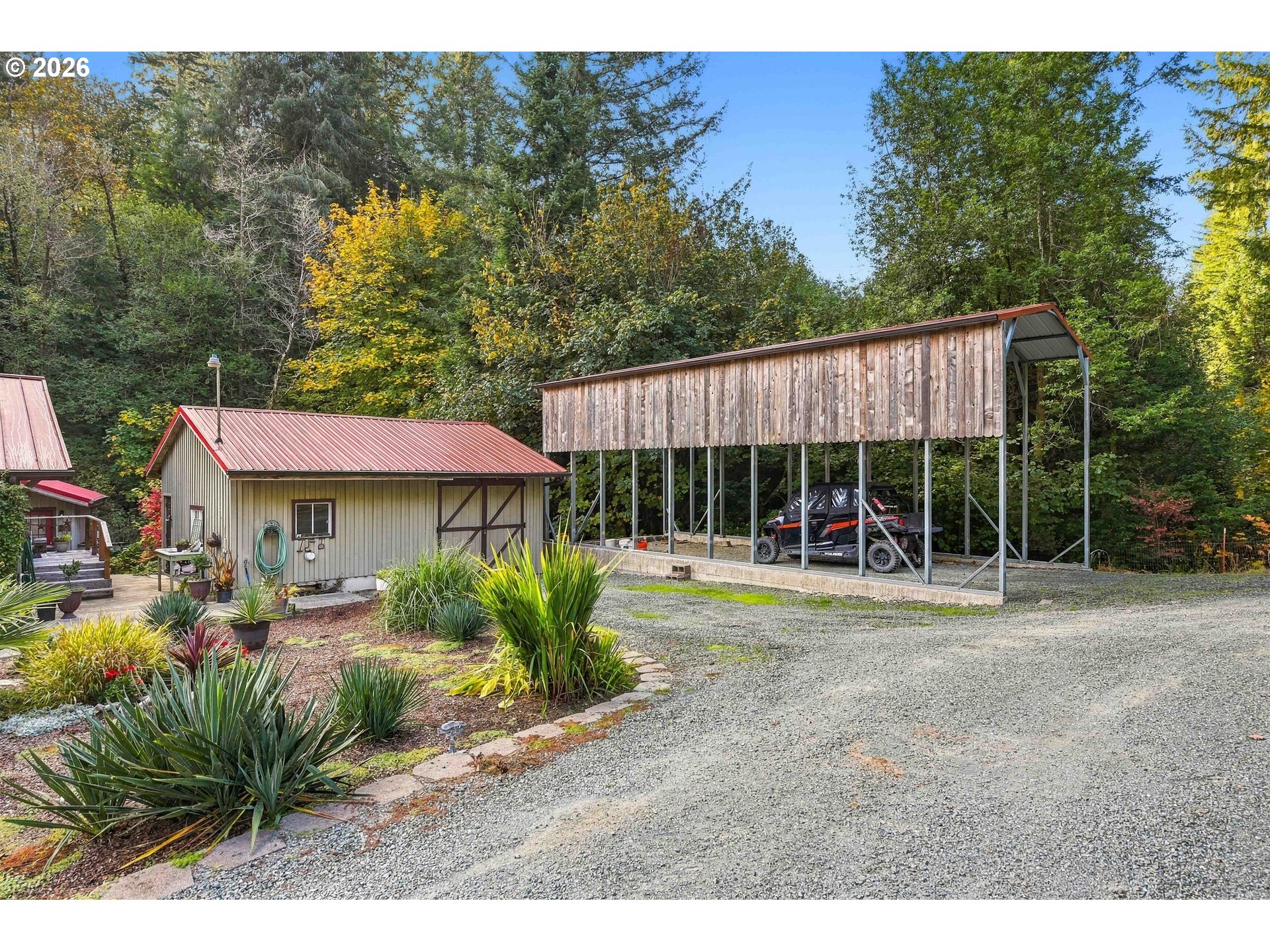 51256 Salmon Gulch Rd Property Photo 2