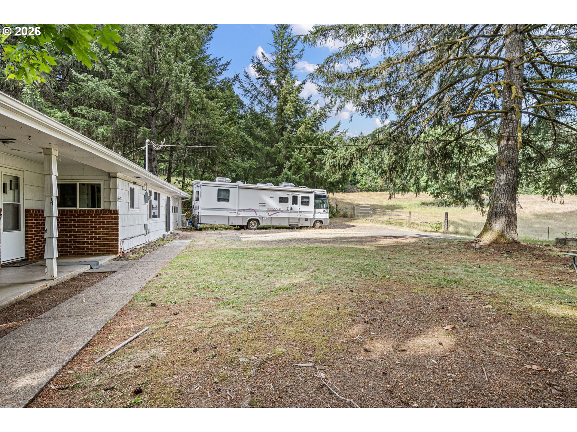 22385 Noti Loop Property Photo 5