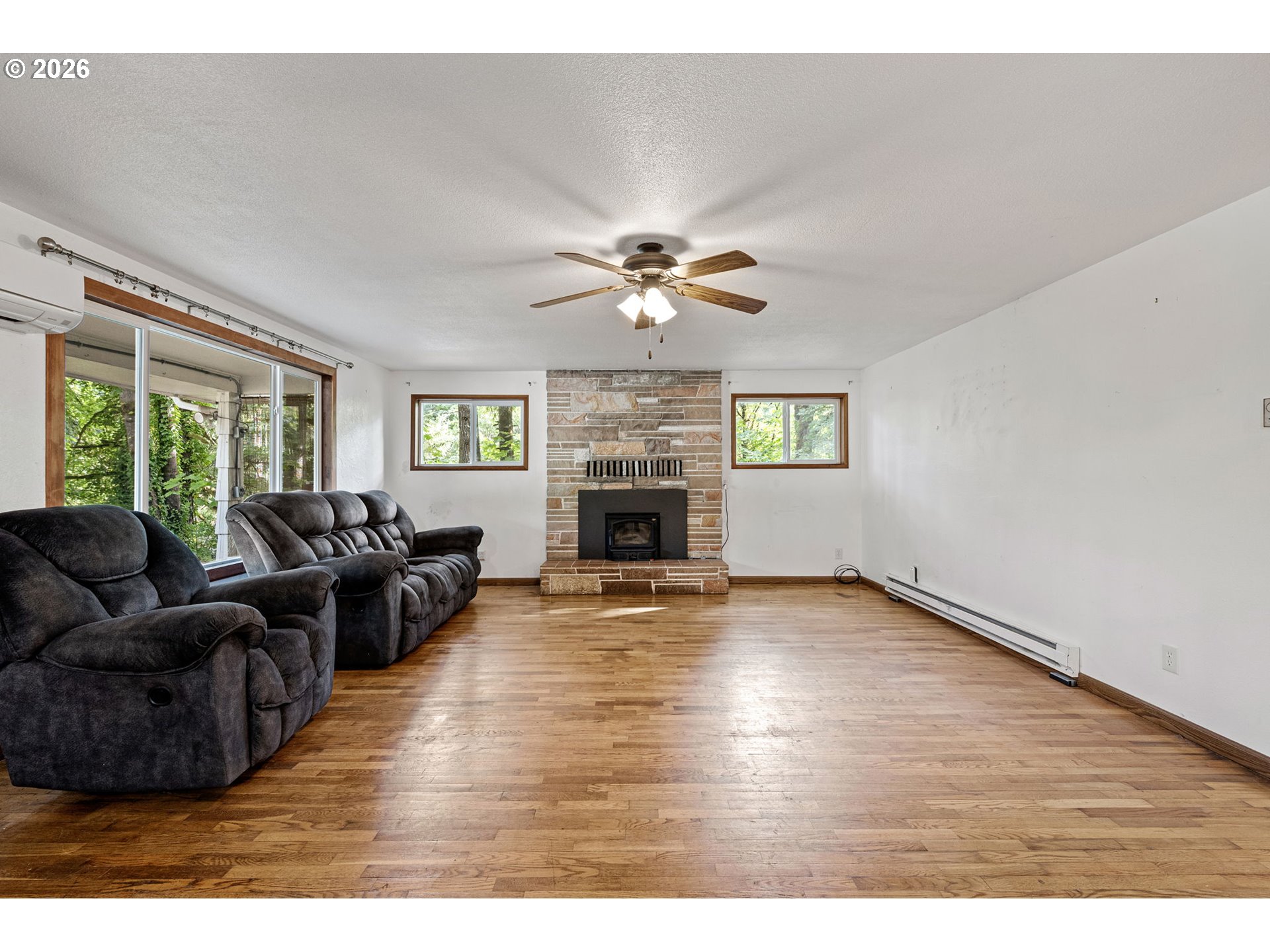 22385 Noti Loop Property Photo 8