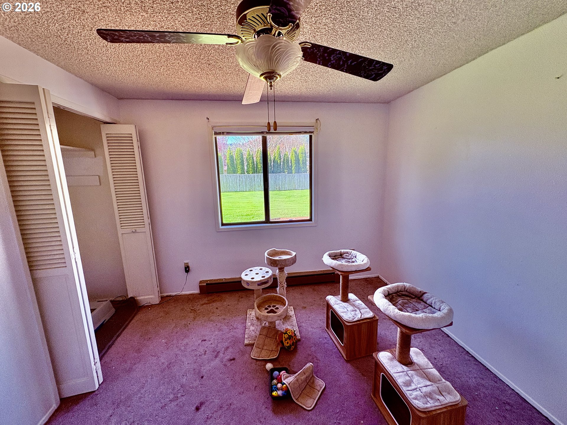 747 Evergreen Loop Property Photo 14
