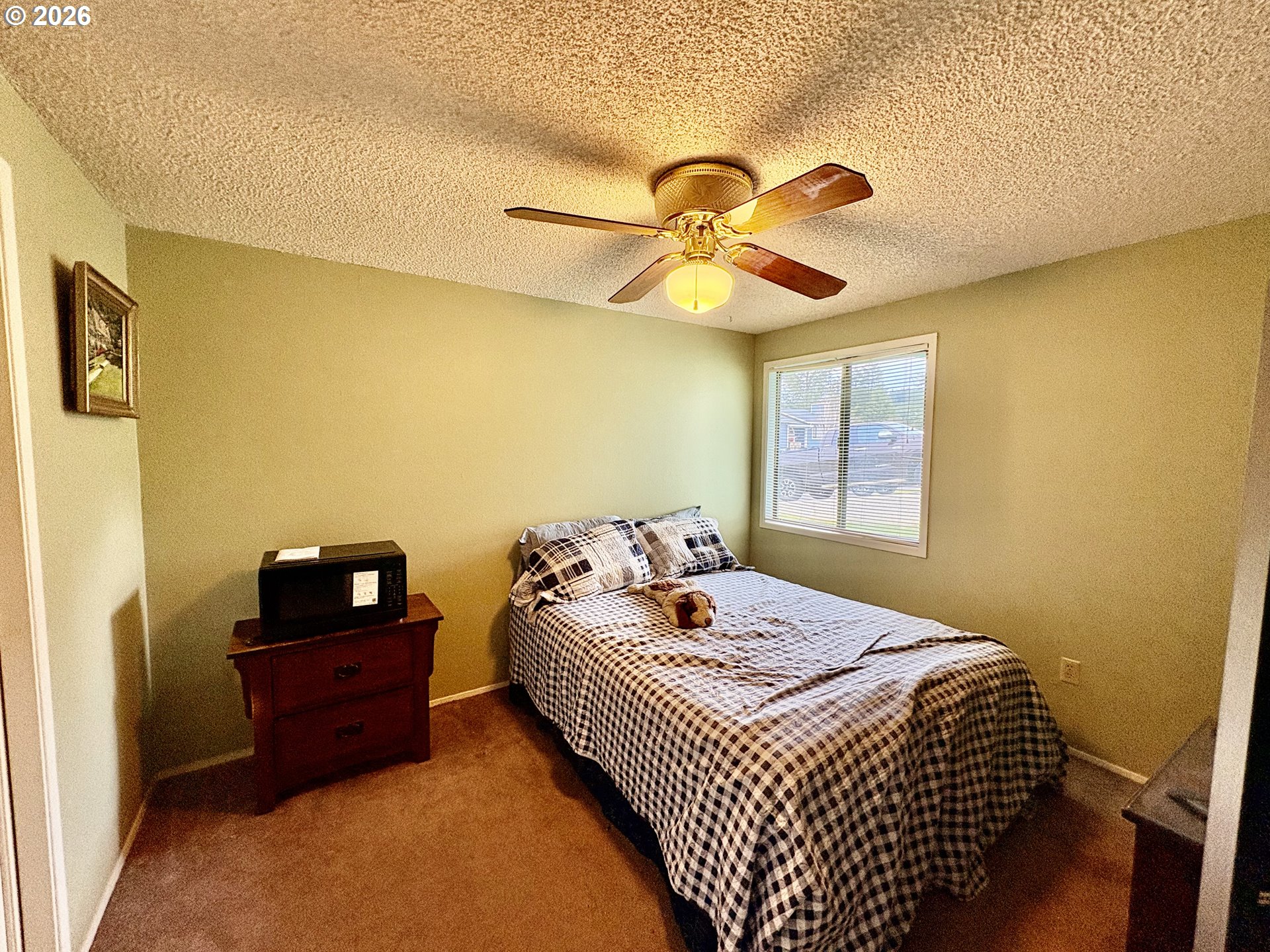 747 Evergreen Loop Property Photo 20