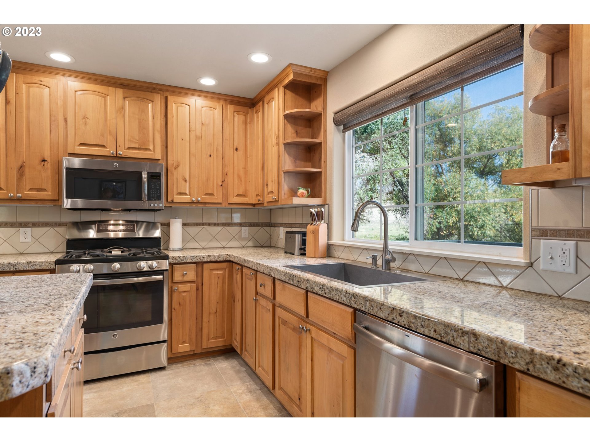 46310 Cook Rd Property Photo 12