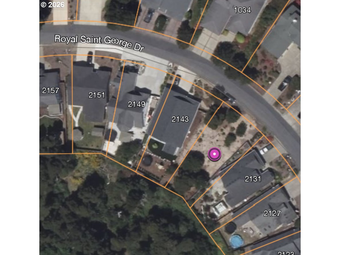 Royal St George Property Photo 4