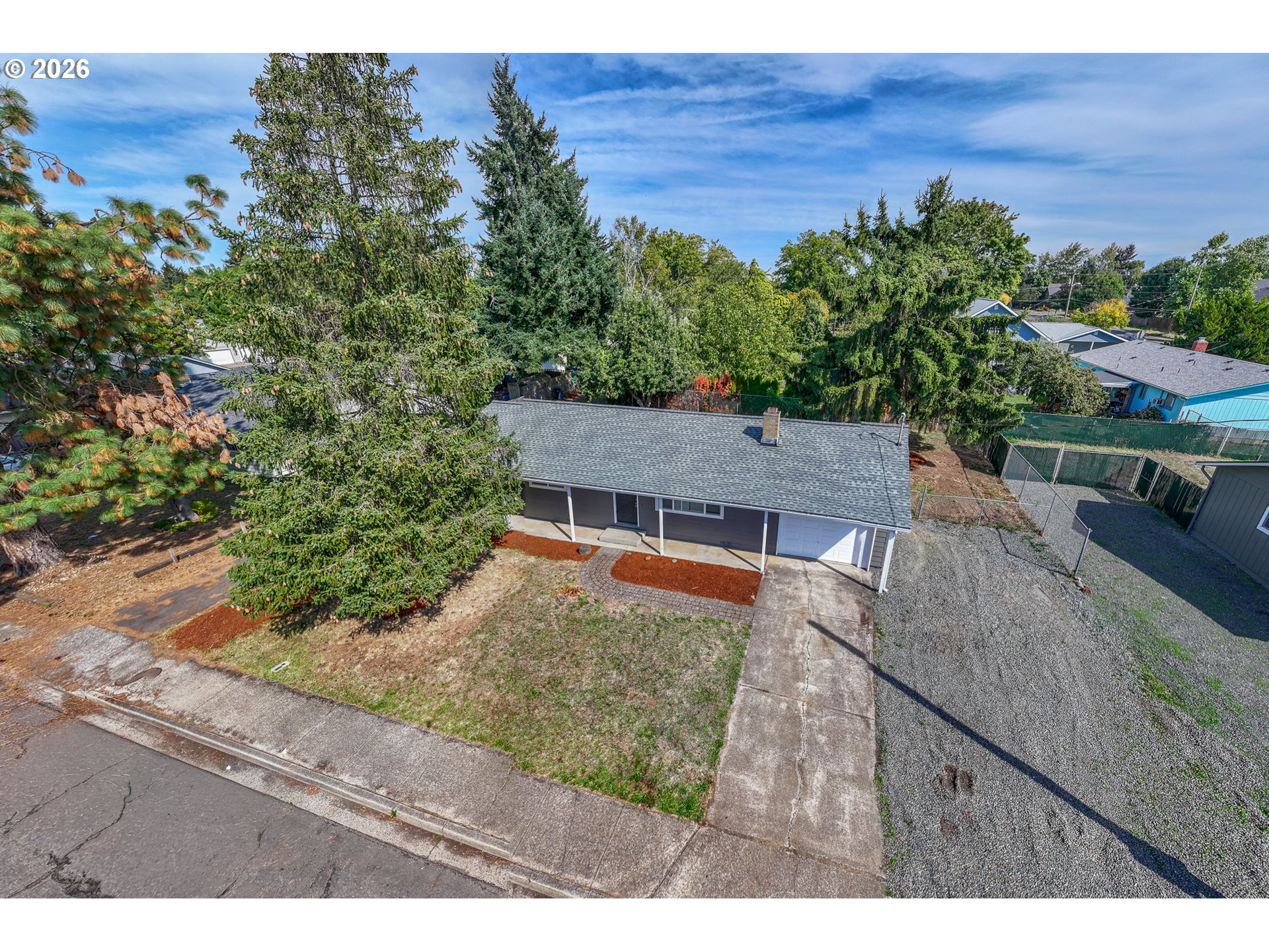 2027 Ohio St Property Photo 22