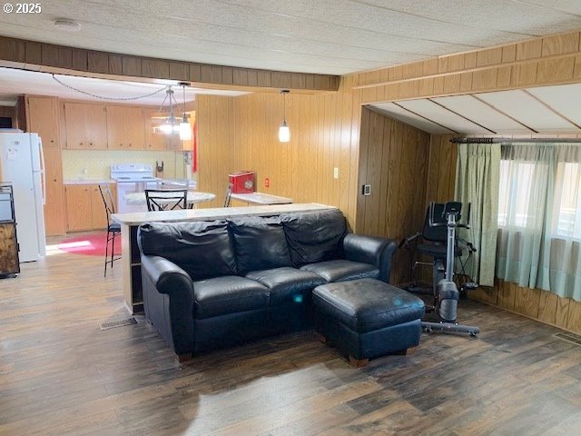 2150 Laura St 44 Property Photo 9