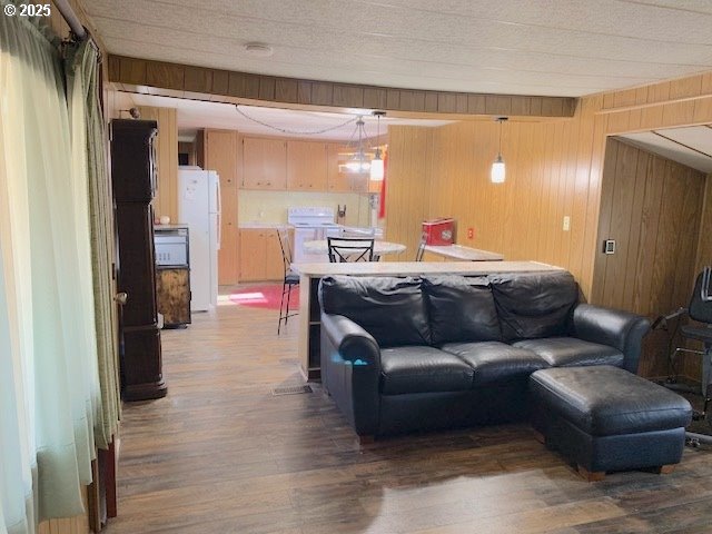 2150 Laura St 44 Property Photo 10