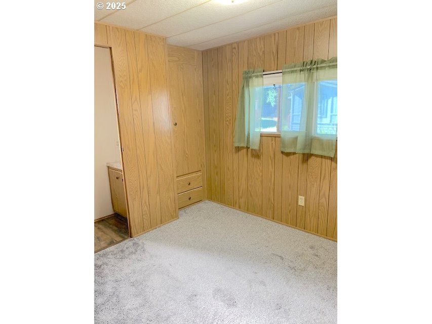2150 Laura St 44 Property Photo 32