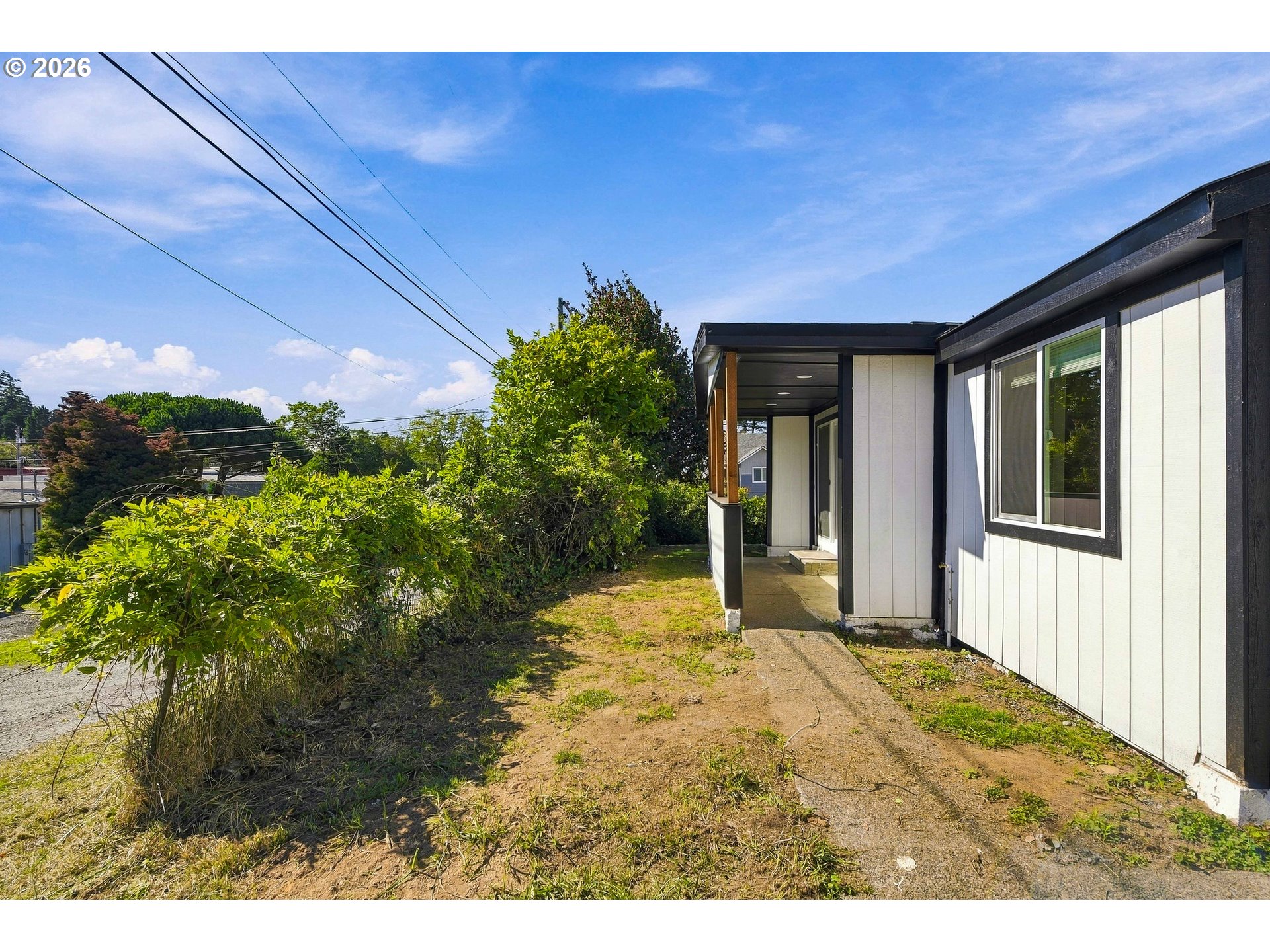 1616 Lund Ave Property Photo 2