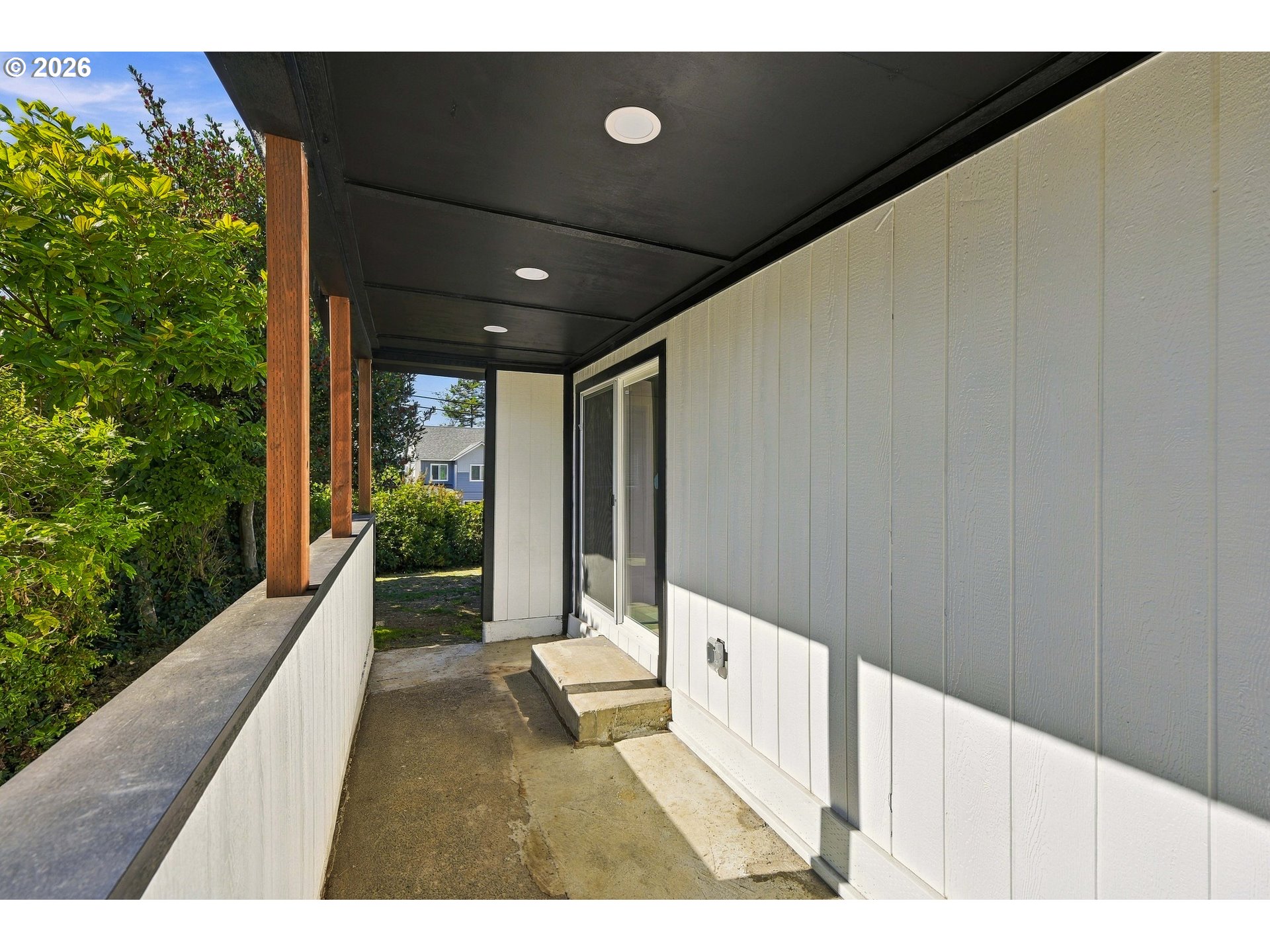 1616 Lund Ave Property Photo 3