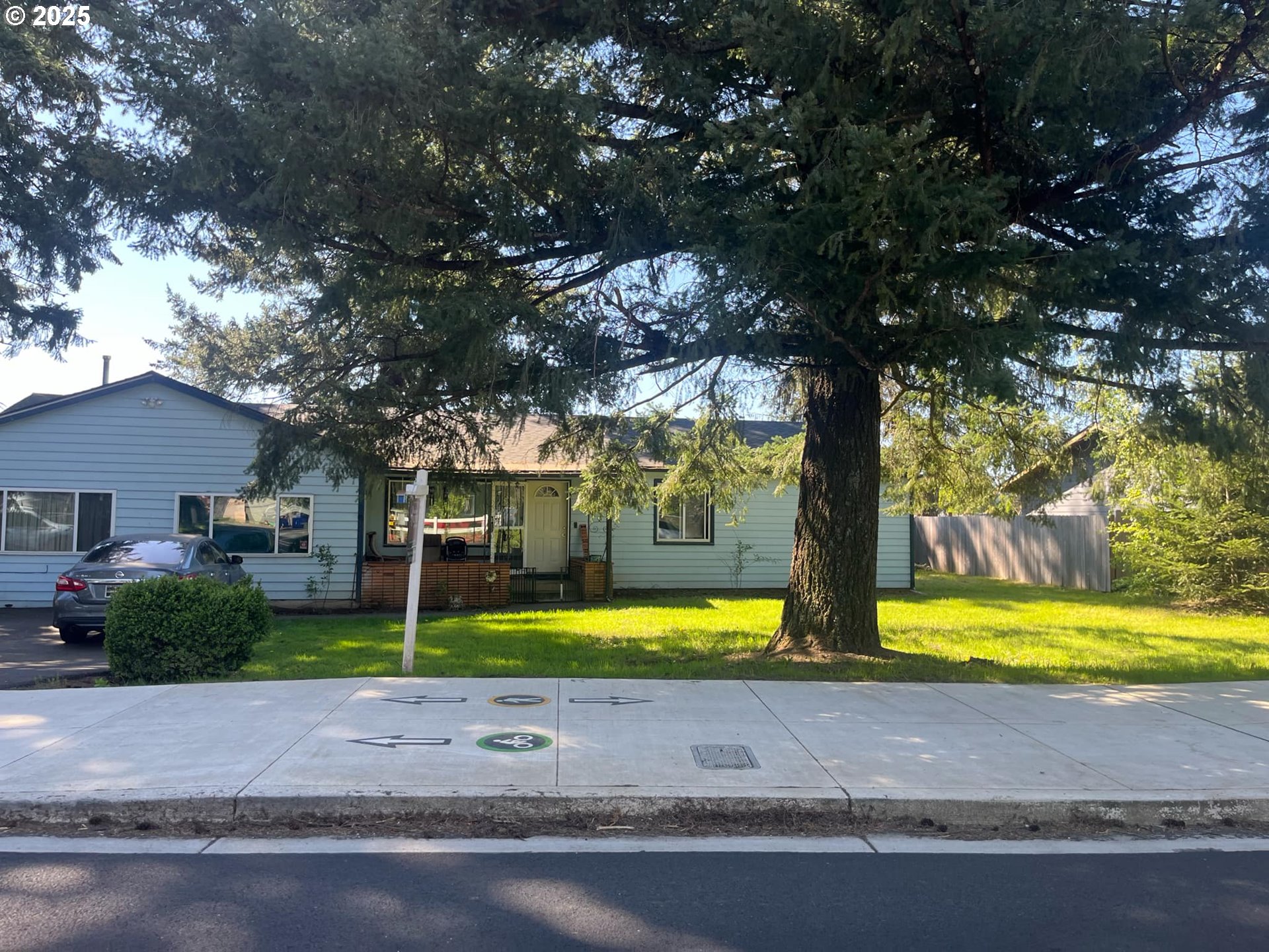 933 Se 174th Ave Property Photo 1
