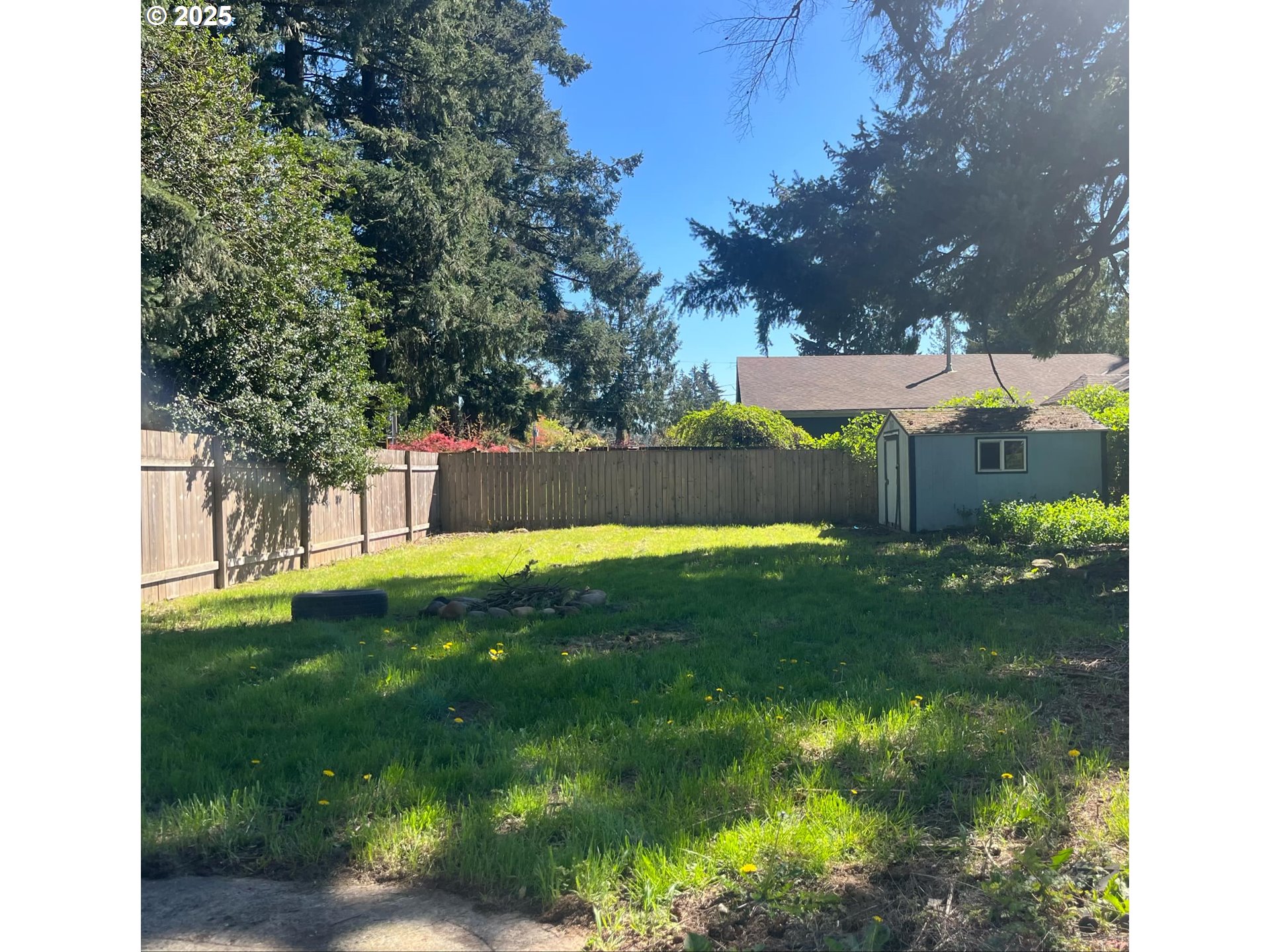 933 Se 174th Ave Property Photo 8