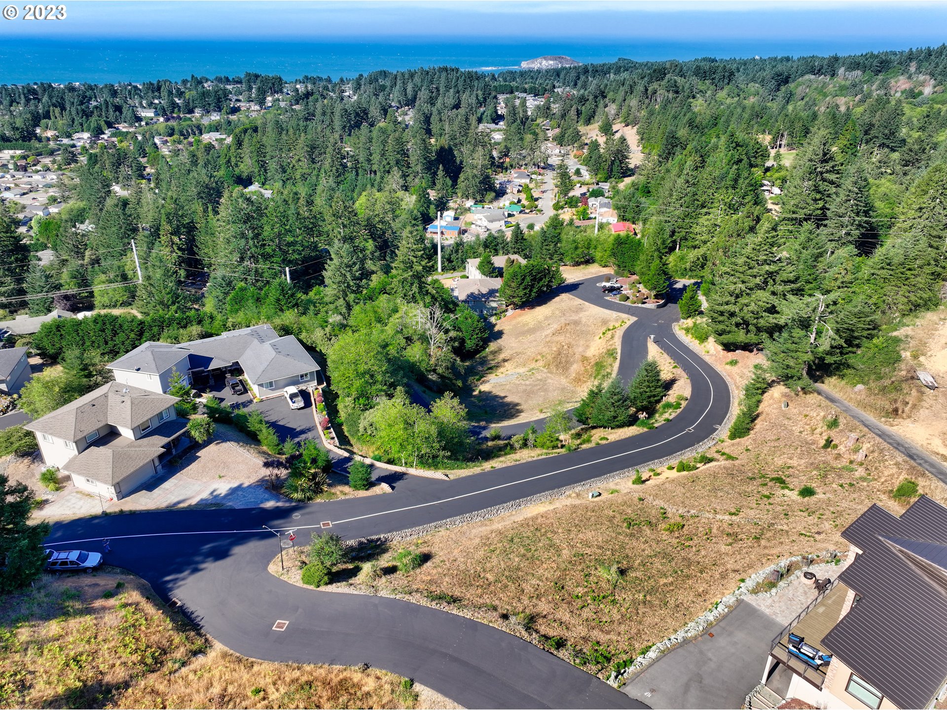 Pacific Terrace Dr Property Photo 10