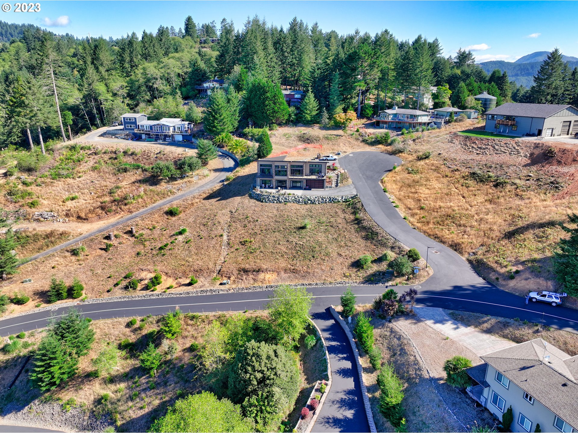 Pacific Terrace Dr Property Photo 13