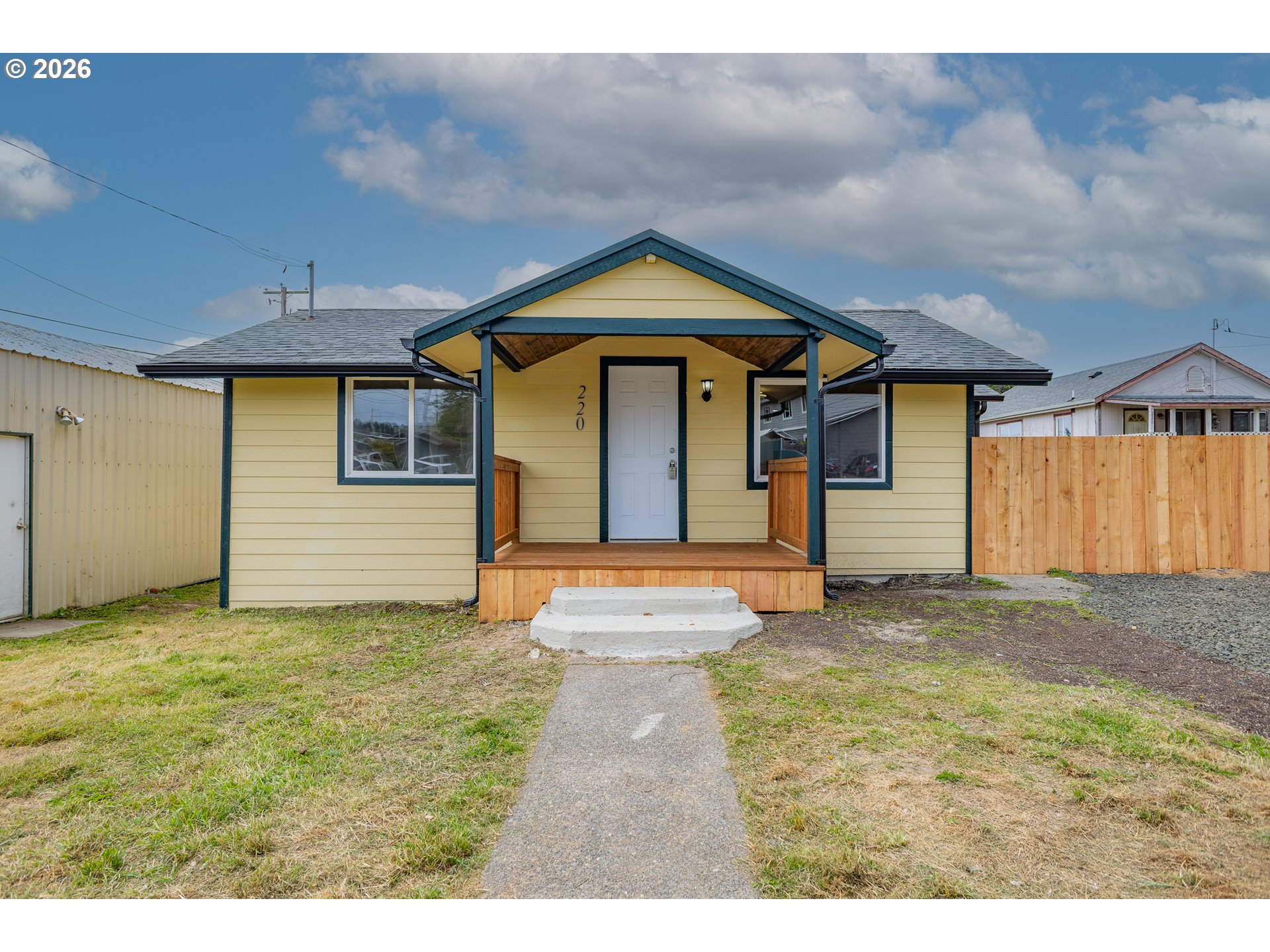 220 N Wasson St Property Photo 1