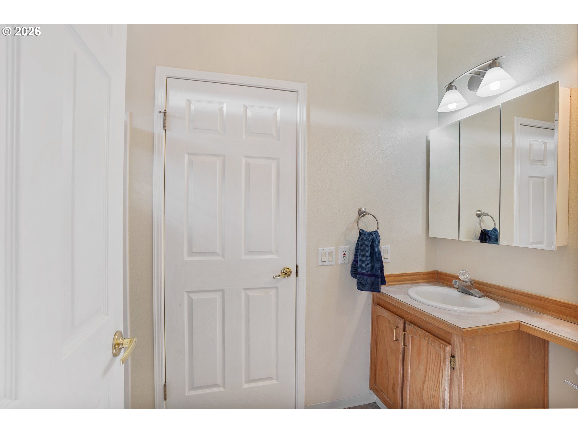 100 Cherry Hill Dr Property Photo 23