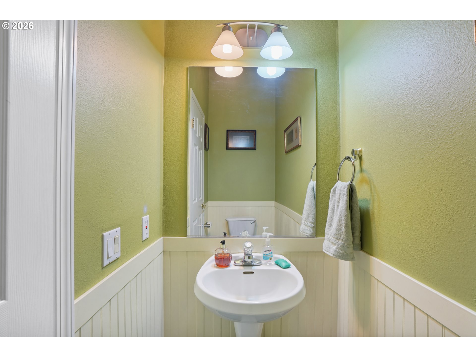 100 Cherry Hill Dr Property Photo 28