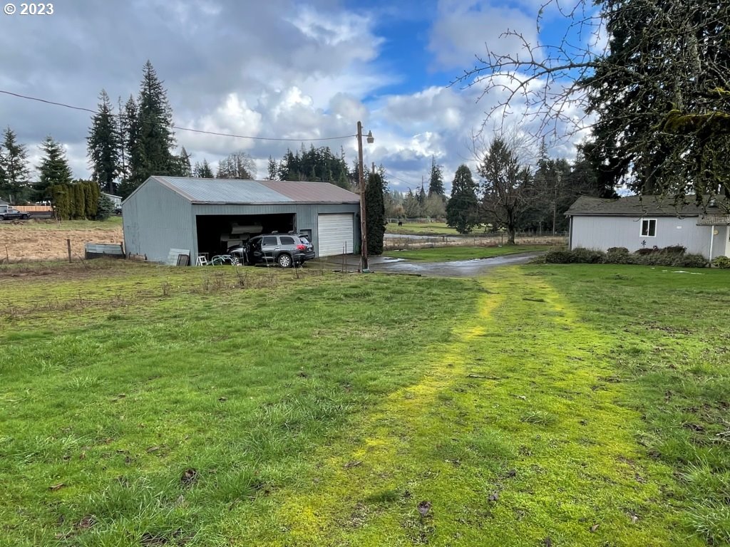 10965 Sw Tonquin Loop Property Photo 8