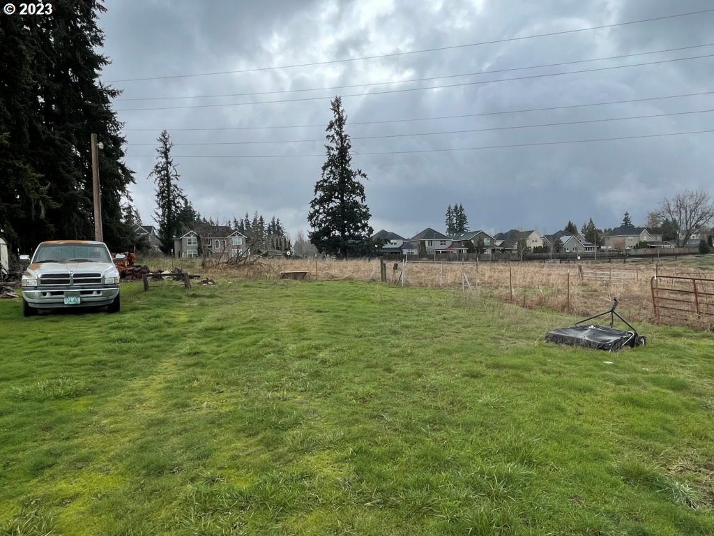 10965 Sw Tonquin Loop Property Photo 11