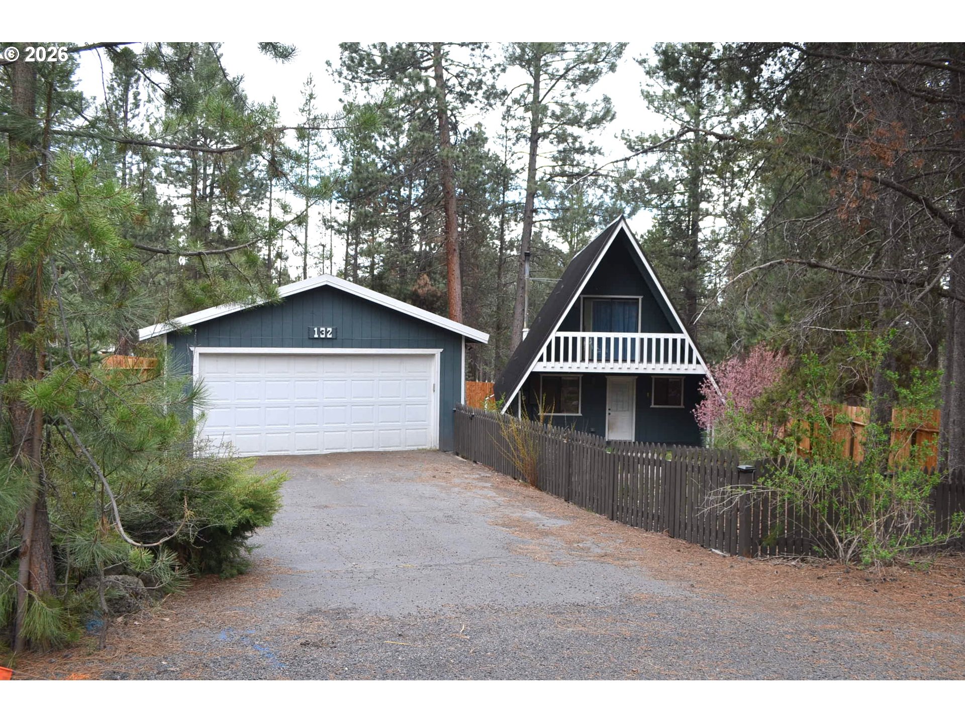132 Ozmar Ln Property Photo 1