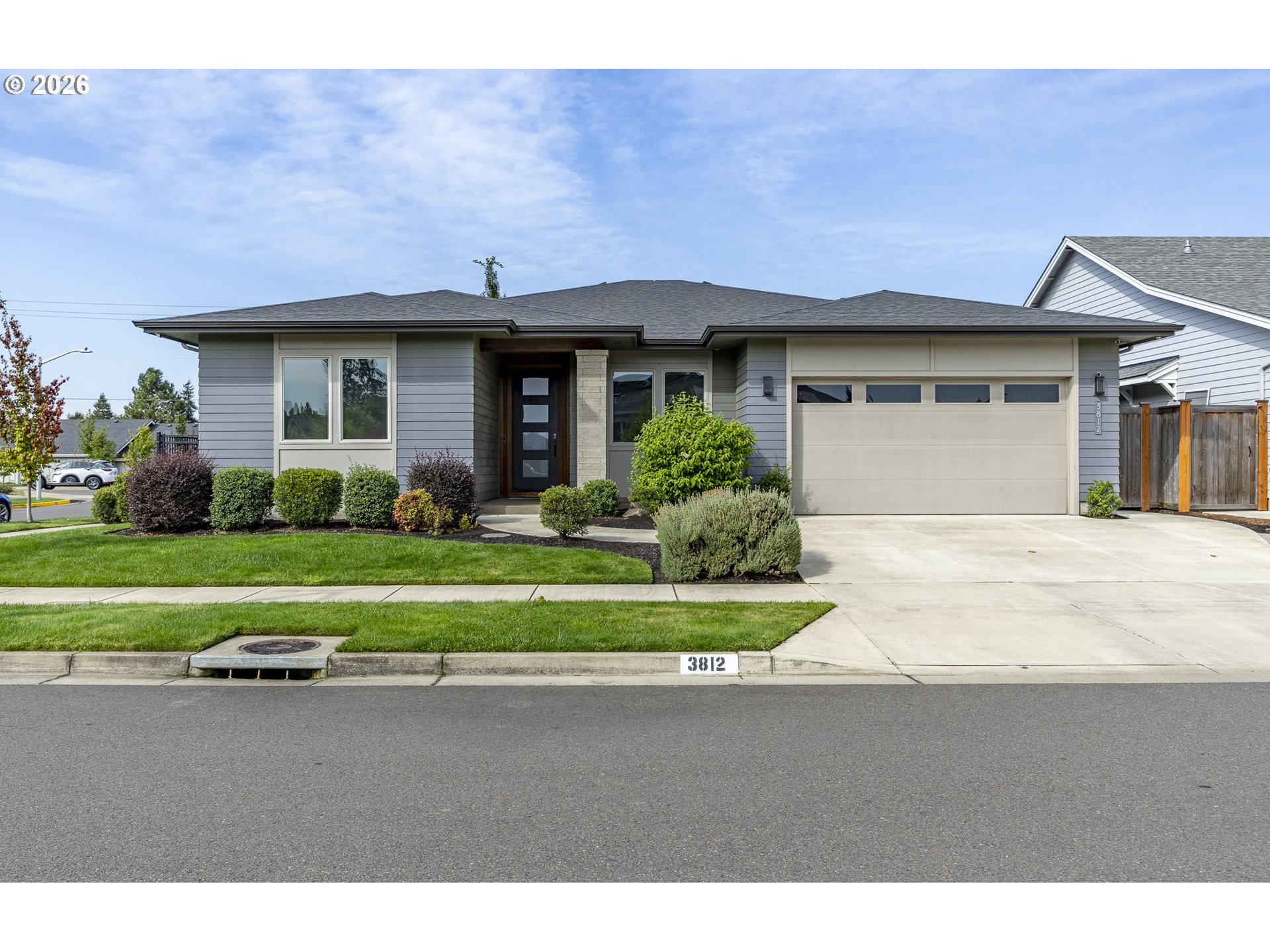 3812 Siletz St Property Photo 1