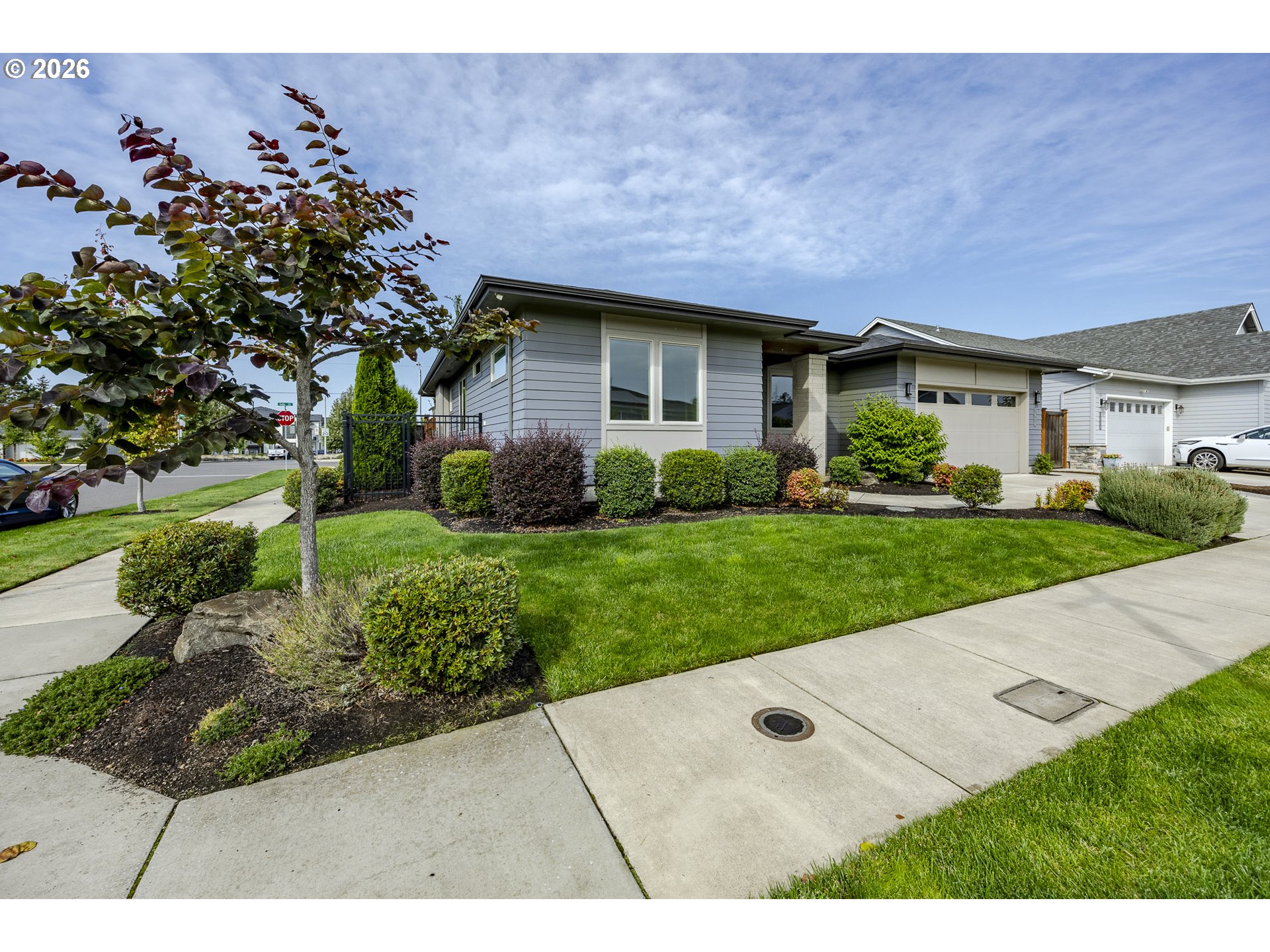 3812 Siletz St Property Photo 3