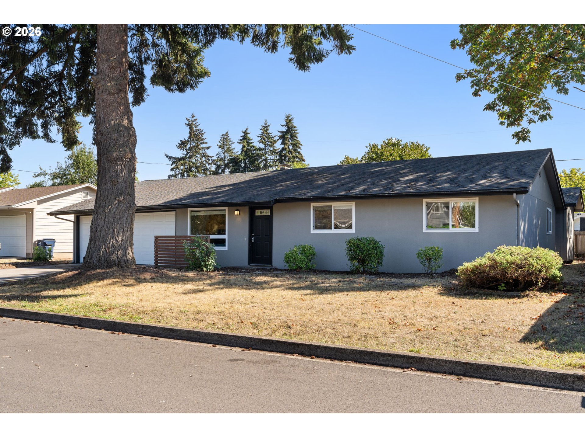 3660 Mahlon Ave Property Photo 3