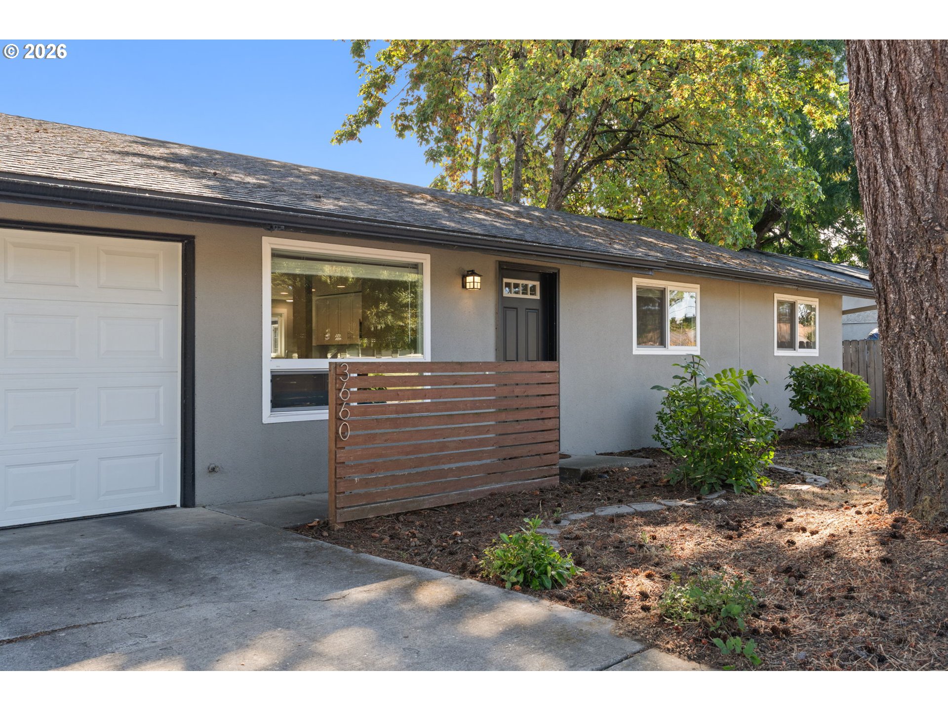 3660 Mahlon Ave Property Photo 4