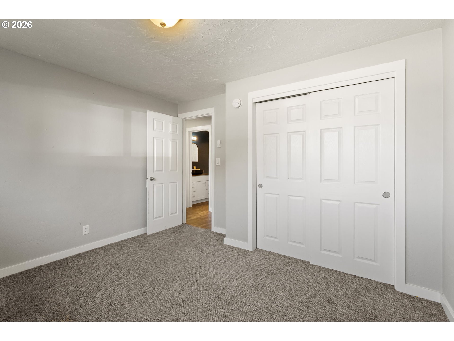 3660 Mahlon Ave Property Photo 22