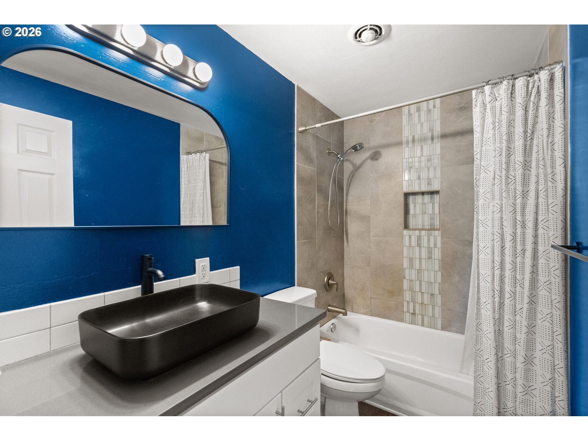 3660 Mahlon Ave Property Photo 23