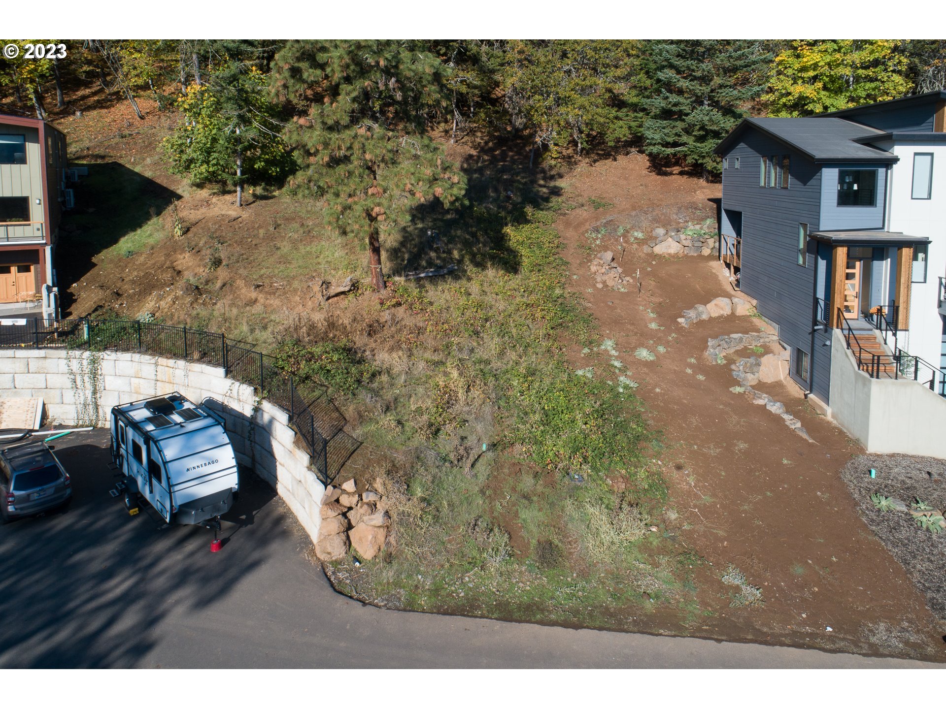 236 NW SOPHIE LN Property Photo 1