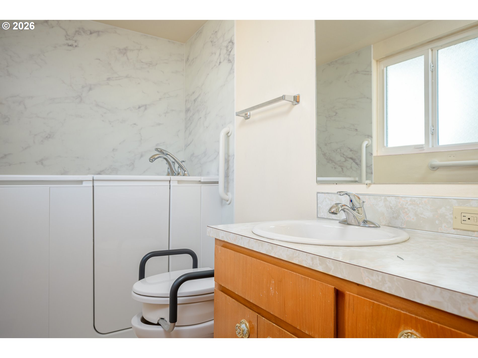 16205 Sw King Charles Ave Property Photo 9