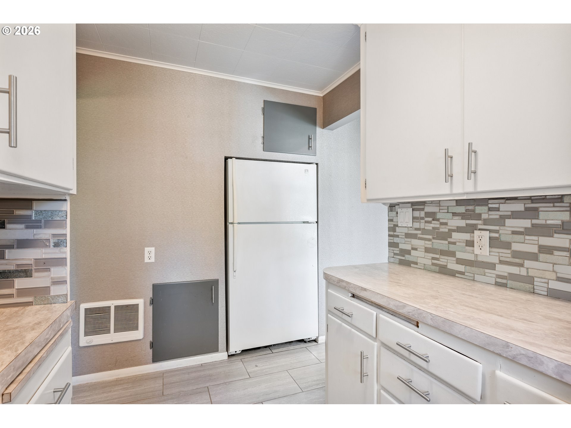 111 Appleman Dr Property Photo 12