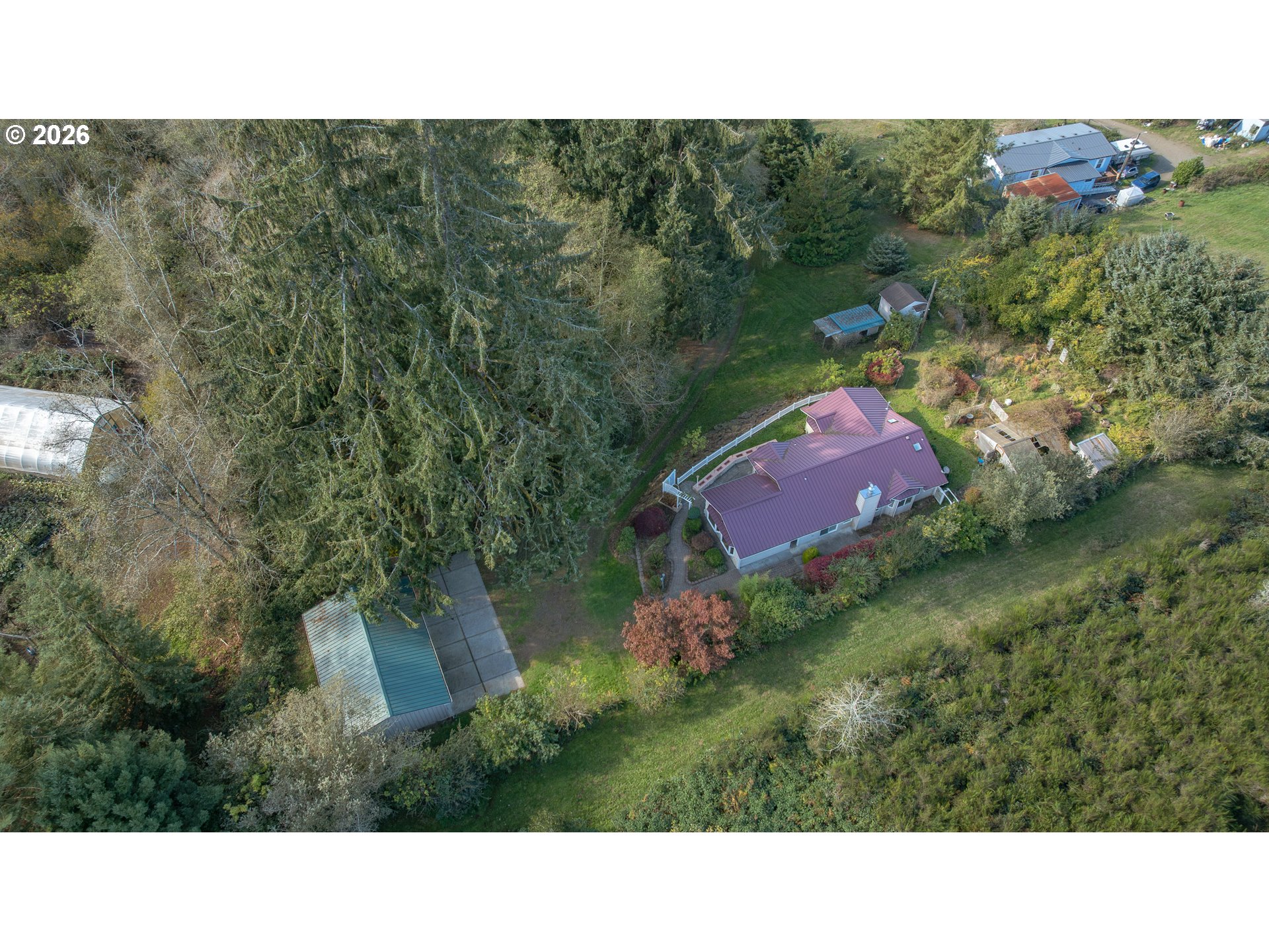 30755 Highway 101 S Property Photo 11