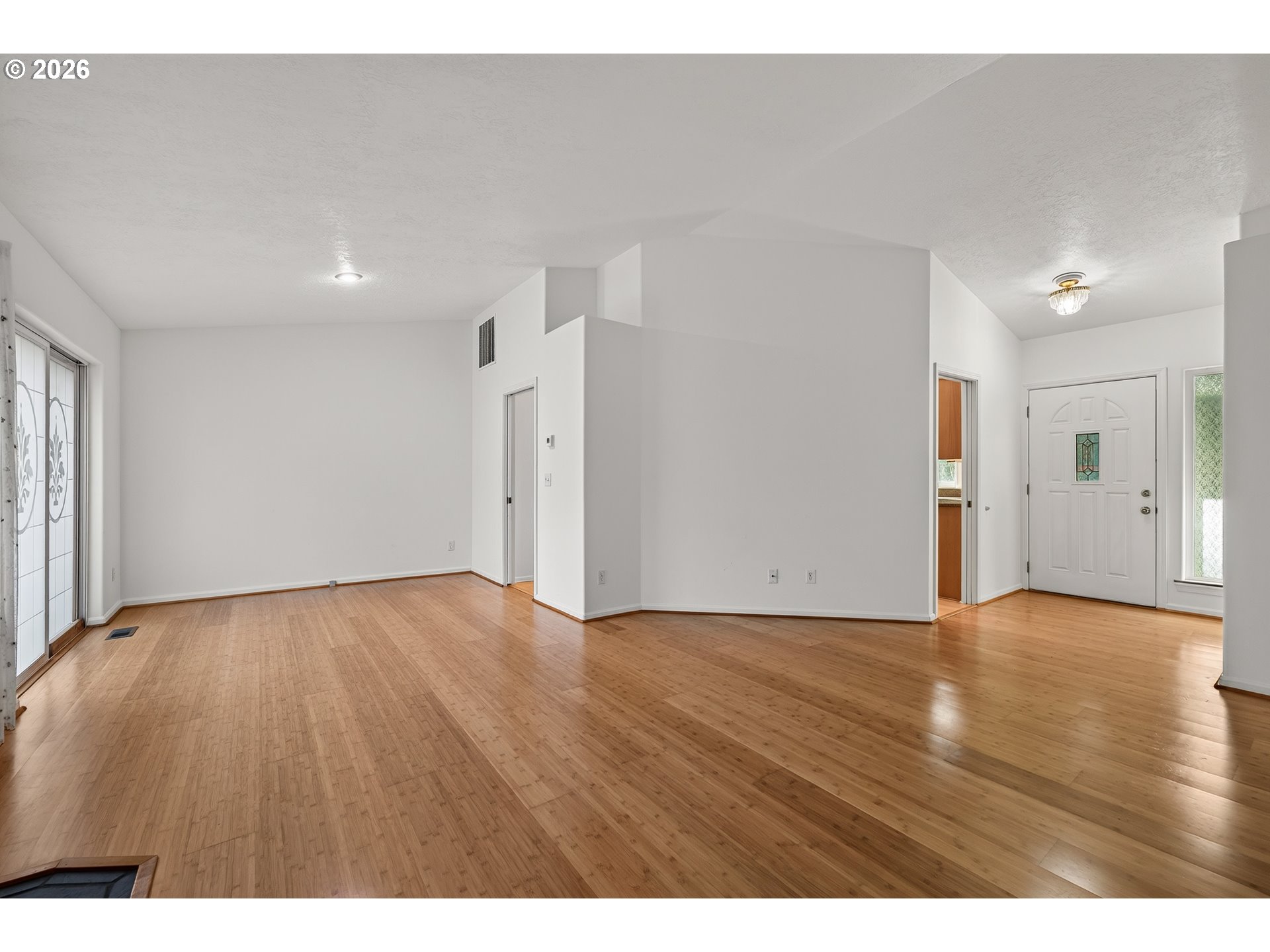30755 Highway 101 S Property Photo 19