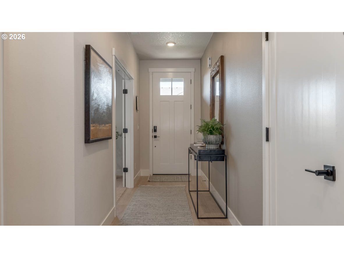 2176 Veneta Ave S Property Photo 2