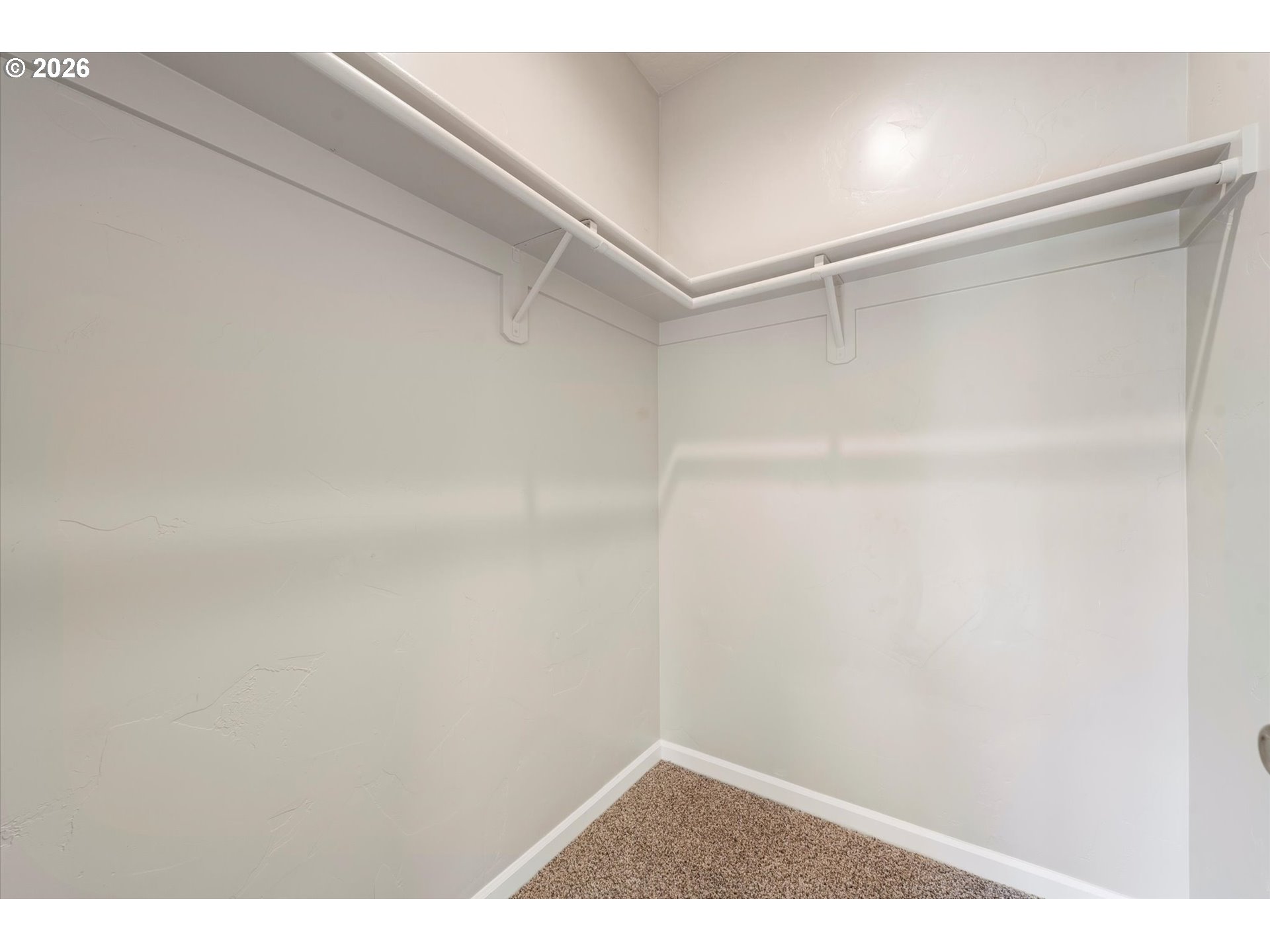 575 Baker St Property Photo 32