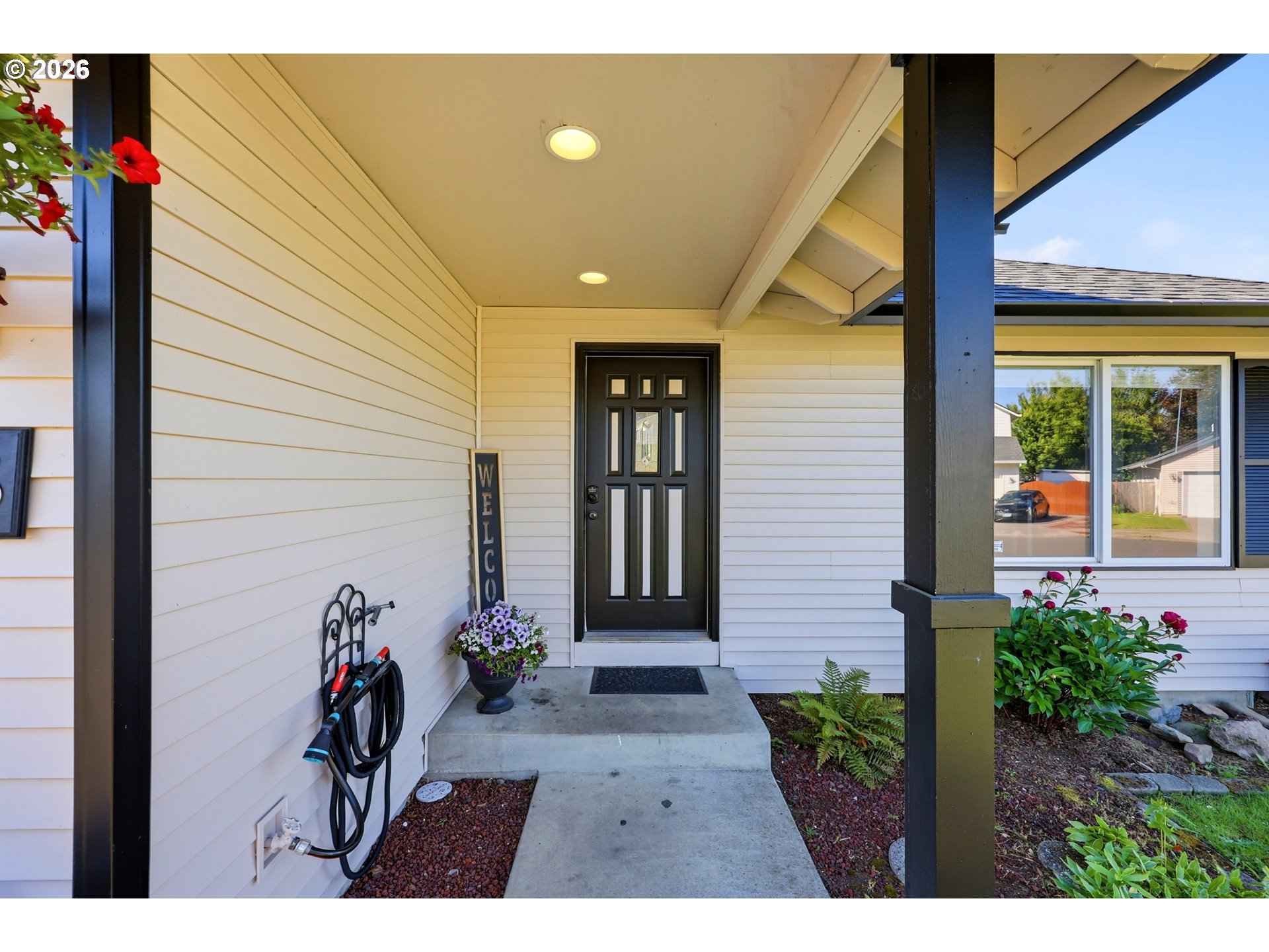 2016 Sw Cerise Way Property Photo 3